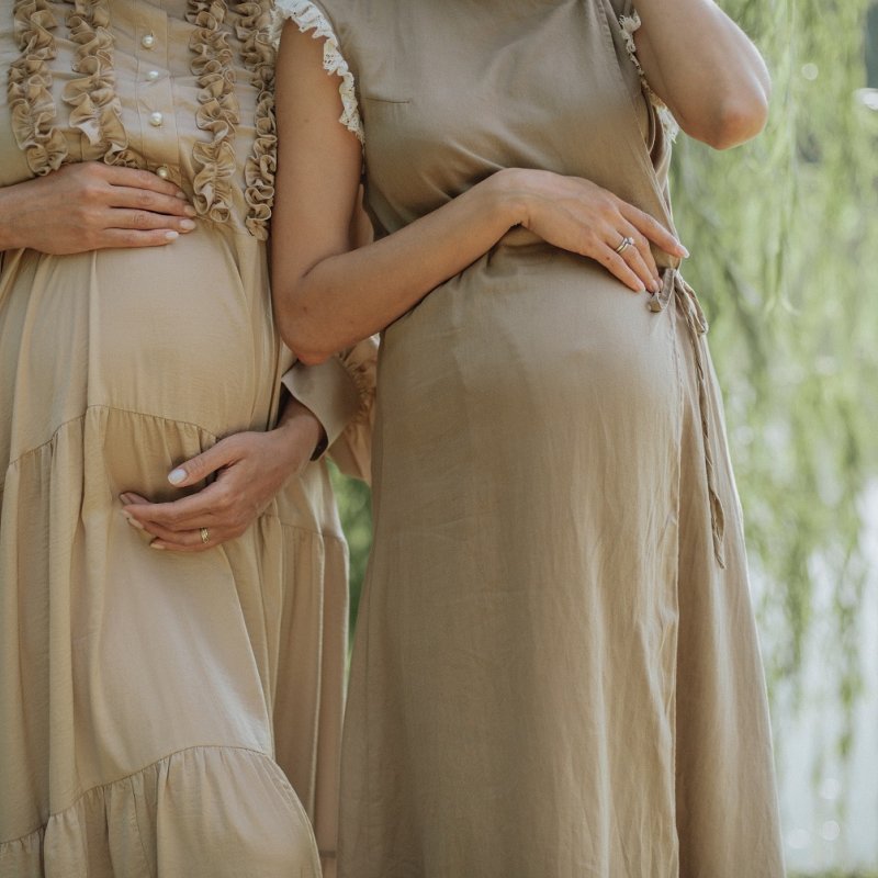 Příprava k porodu s porodní asistentkou a dulou